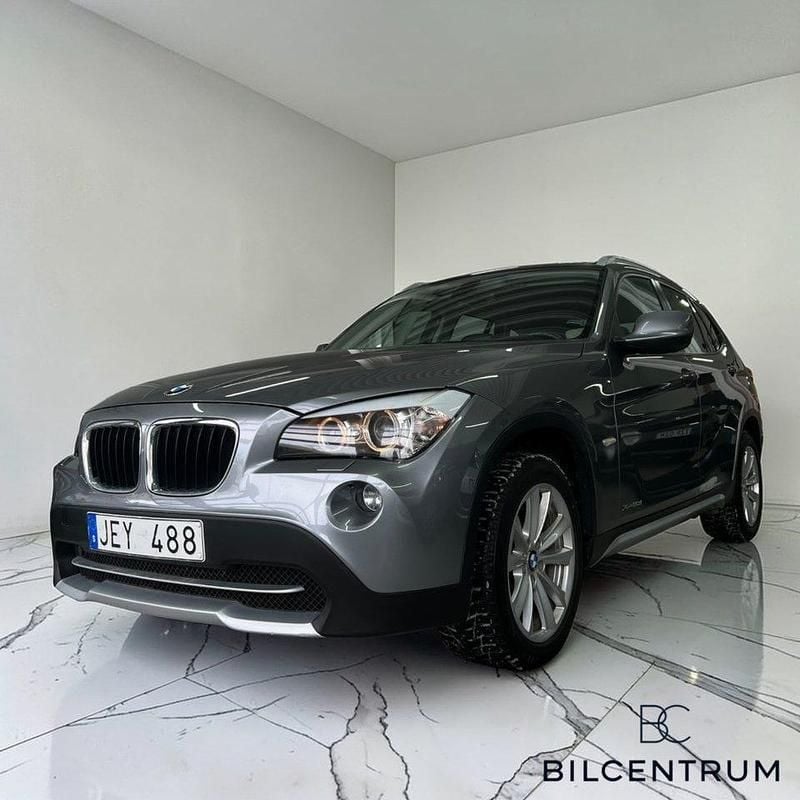 Begagnad BMW X1 177 HK (130 kW) 2011 Grå SUV