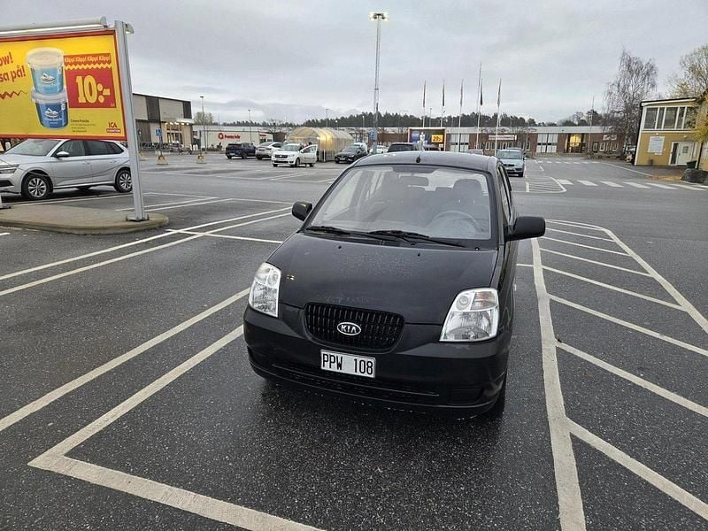 Svart Begagnad 2007 Kia Picanto LX Halvkombi | 28 000 kr (Marknadspris) - Bild 1/4