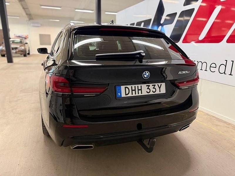 Begagnad BMW 530e 184 HK (135 kW) 2021 Svart Kombi