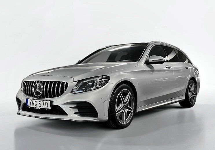 Silver Begagnad 2018 Mercedes C220 AMG Kombi | 299 900 kr (Dyr) - Bild 1/4