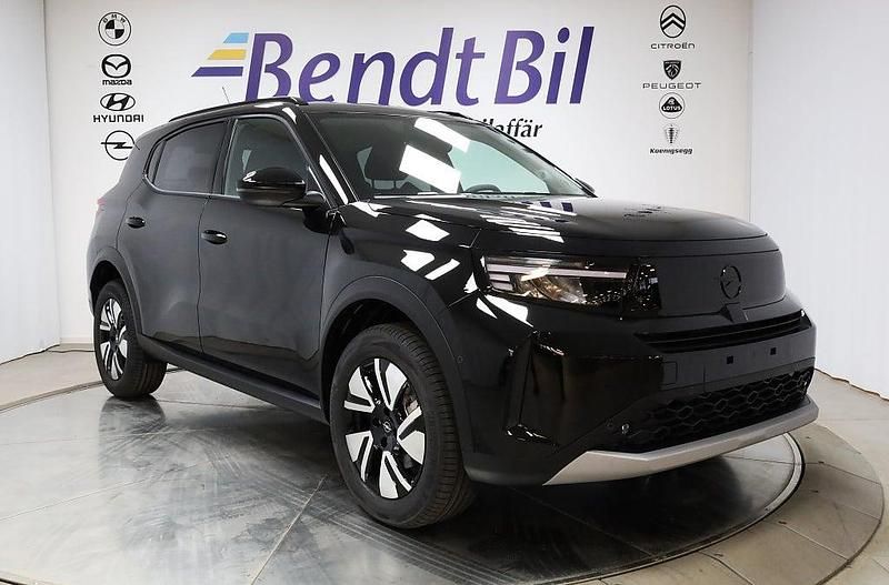 Svart Begagnad 2025 Opel Frontera SUV | 309 000 kr (Marknadspris) - Bild 1/3