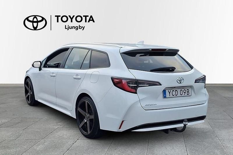 Begagnad Toyota Corolla Active 117 HK (86 kW) 2019 Vit Kombi
