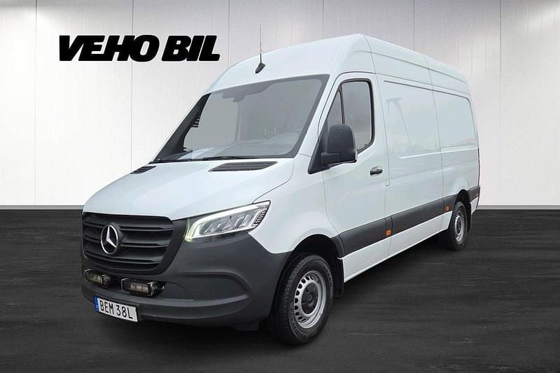 Vit Begagnad 2023 Mercedes Sprinter Van | 424 875 kr (Marknadspris) - Bild 1/4