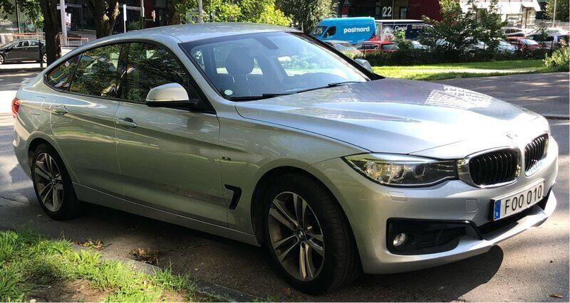 Silver Begagnad 2015 BMW 320 Gran Turismo Sport Line Halvkombi | 130 000 kr (Marknadspris) - Bild 1/4