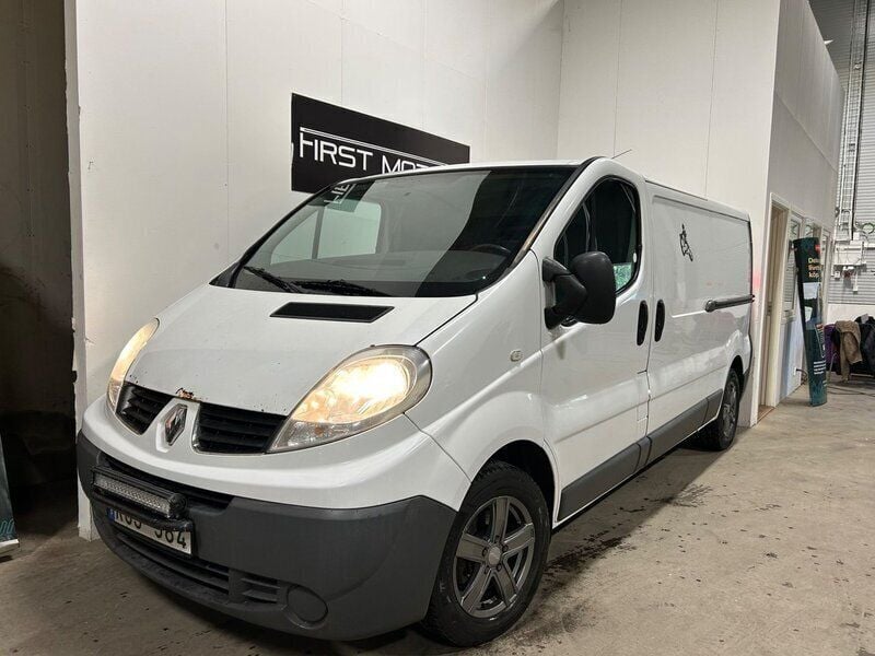 Vit Begagnad 2010 Renault Trafic Van | 44 900 kr (Bra pris) - Bild 1/4