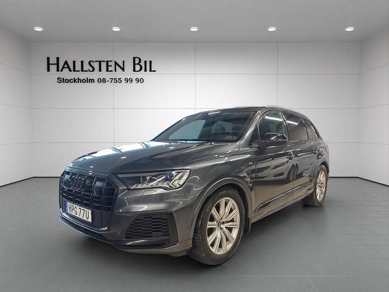 Begagnad Audi Q7 S-Line 462 HK (339 kW) 2022 Grå metallic SUV