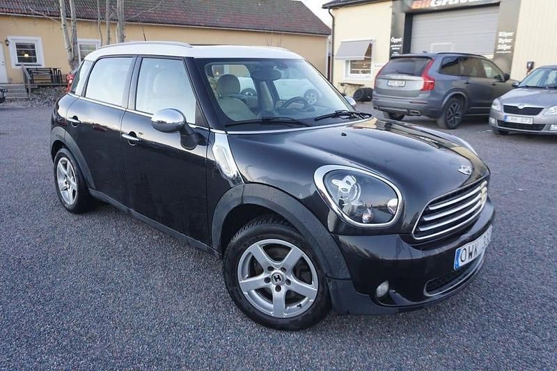 Svart Begagnad 2012 Mini Cooper D Countryman SUV | 74 900 kr (Marknadspris) - Bild 1/4