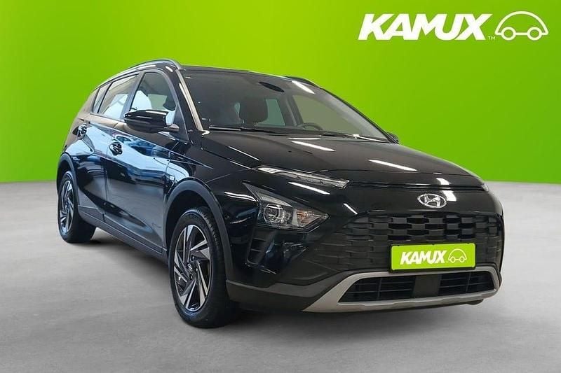 Svart Begagnad 2022 Hyundai Bayon Advanced SUV | 193 700 kr (Marknadspris) - Bild 1/3