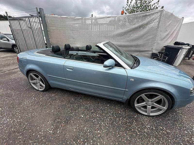 Begagnad Audi A4 Cabriolet S-Line 163 HK (119 kW) 2005 Ljusblå Cab