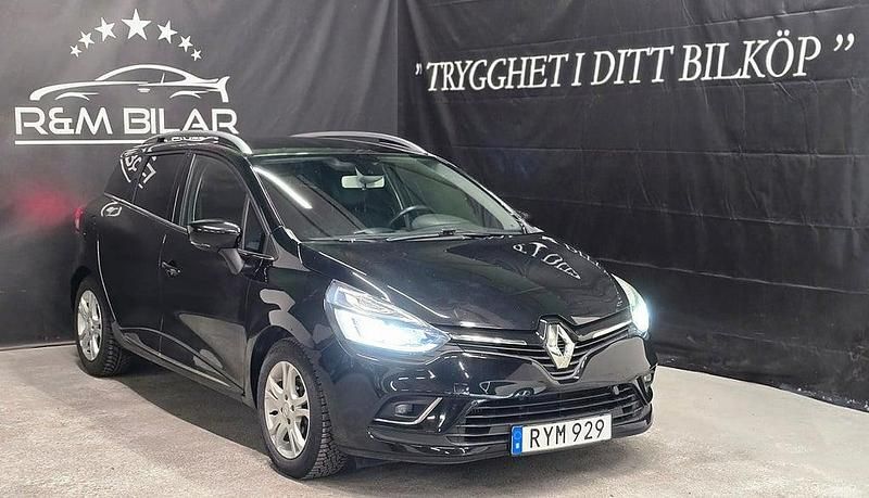 Begagnad Renault Clio GrandTour Intens 90 HK (66 kW) 2016 Svart Kombi