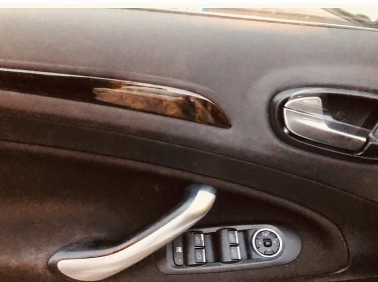 Begagnad Ford Mondeo Ghia 160 HK (117 kW) 2007 Vit Halvkombi