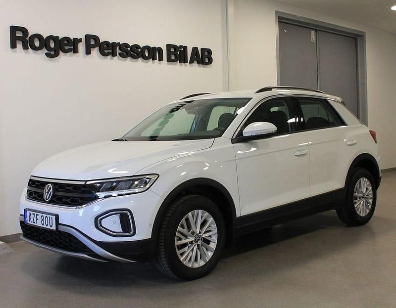 Vit Begagnad 2024 VW T-Roc SUV | 309 000 kr (Lite dyr) - Bild 1/4