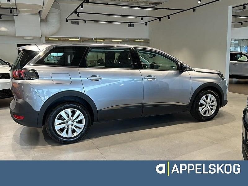 Begagnad Peugeot 5008 Active 131 HK (96 kW) 2020 Grå Minibuss