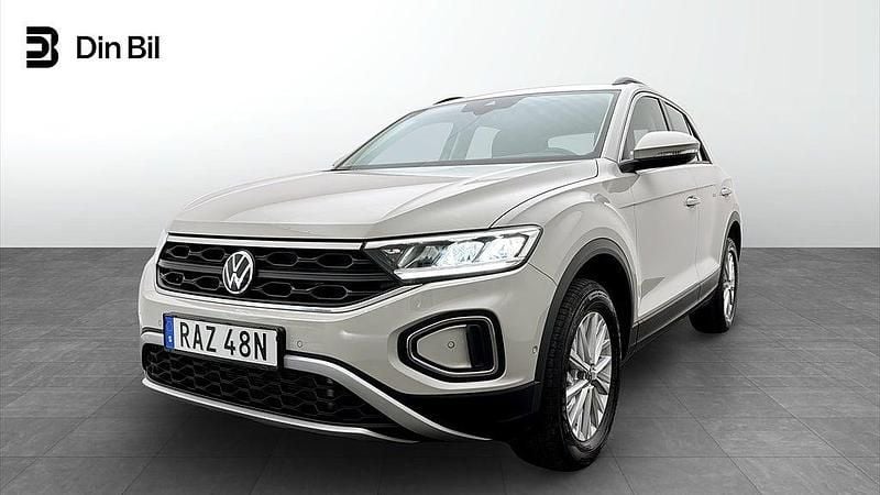 Ascot grey Begagnad 2024 VW T-Roc SUV | 289 900 kr (Bra pris) - Bild 1/4