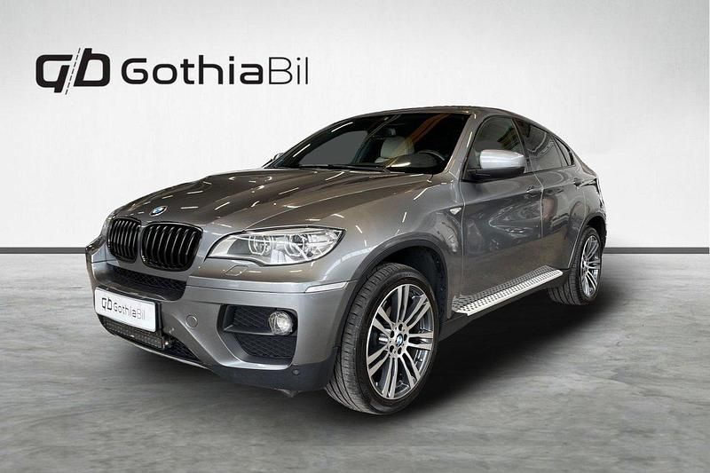 Grå Begagnad 2013 BMW X6 M Sport SUV | 239 900 kr (Marknadspris) - Bild 1/4