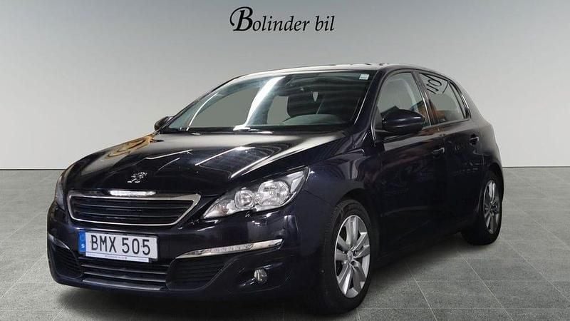 Begagnad Peugeot 308 Active 126 HK (92 kW) 2014 Mörkblå Halvkombi