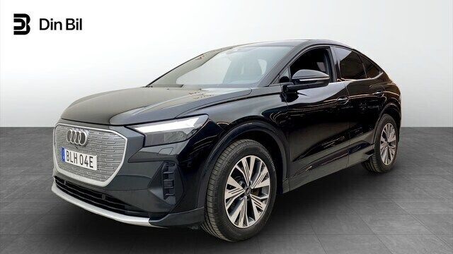 Mytsvart metallic Begagnad 2022 Audi Q4 Sportback e-tron Proline SUV | 369 000 kr (Bra pris) - Bild 1/4