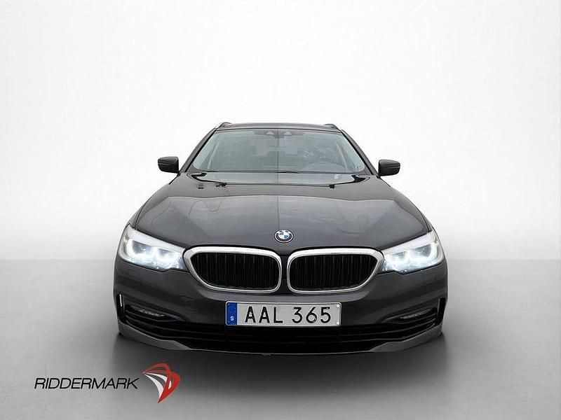 Begagnad BMW 520 Sport Line 190 HK (139 kW) 2018 Grå Kombi