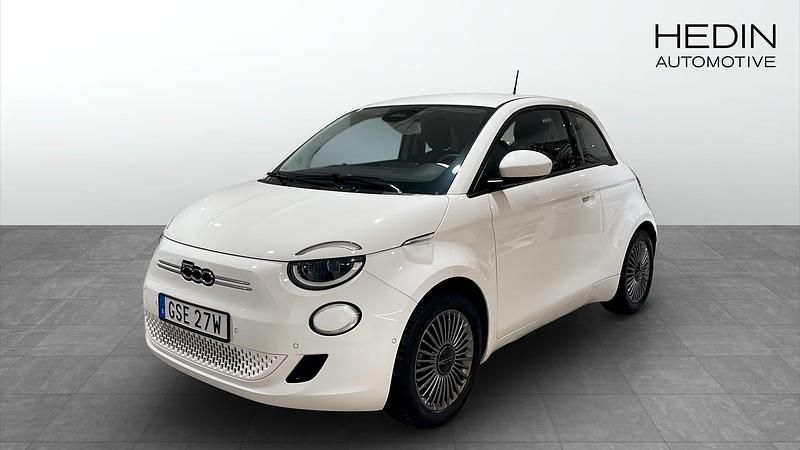 Vit Begagnad 2021 Fiat 500e Icon Halvkombi | 189 900 kr (Marknadspris) - Bild 1/4
