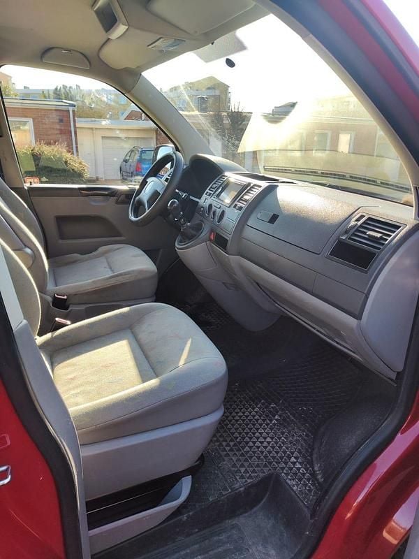 Begagnad VW T5 131 HK (96 kW) 2005 Van