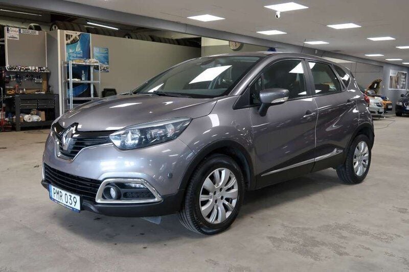 Grå Begagnad 2014 Renault Captur SUV | 89 500 kr (Lite dyr) - Bild 1/4