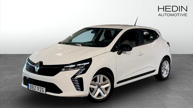 Vit (white) Begagnad 2024 Renault Clio V Halvkombi | 229 900 kr - Bild 1/4