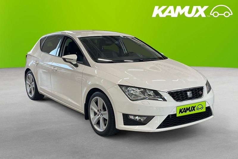 Vit Begagnad 2016 Seat Leon FR Halvkombi | 129 700 kr (Lite dyr) - Bild 1/4