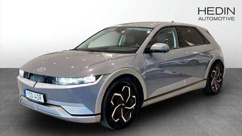 Grå (grey) Begagnad 2021 Hyundai Ioniq 5 Advanced SUV | 299 900 kr (Lite dyr) - Bild 1/4