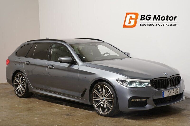 Blå Begagnad 2017 BMW 530 M Sport Kombi | 289 700 kr (Marknadspris) - Bild 1/3