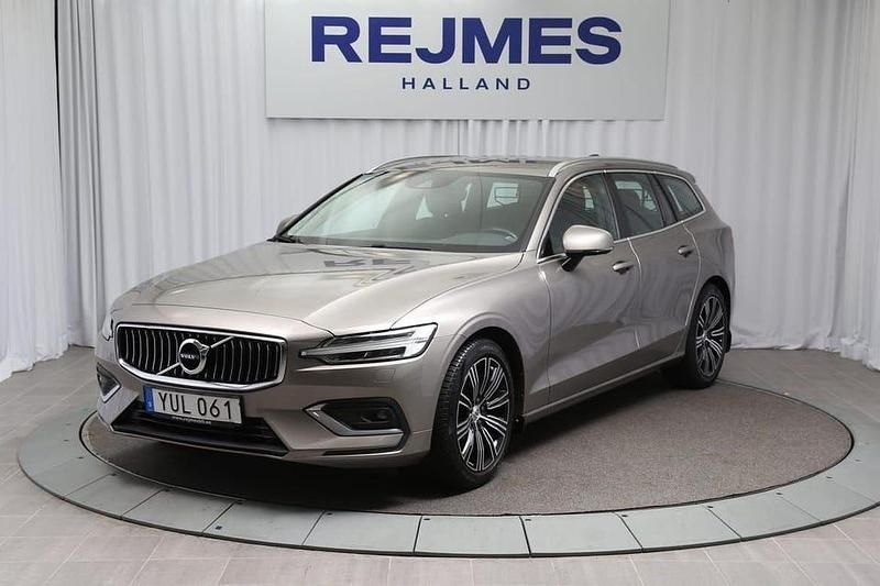 Begagnad Volvo V60 Inscription 192 HK (141 kW) 2018 Grå Kombi