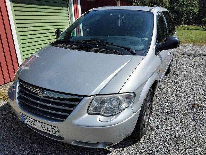 Silver Begagnad 2007 Chrysler Grand Voyager Minibuss | 21 000 kr (Superpris) - Bild 1/4