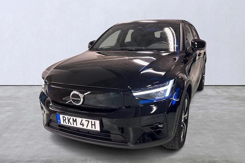 Svart Begagnad 2023 Volvo C40 Single Motor SUV | 369 900 kr (Lite dyr) - Bild 1/4