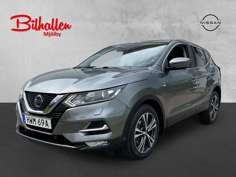 Grå Begagnad 2019 Nissan Qashqai N-Connecta SUV | 219 000 kr (Marknadspris) - Bild 1/4