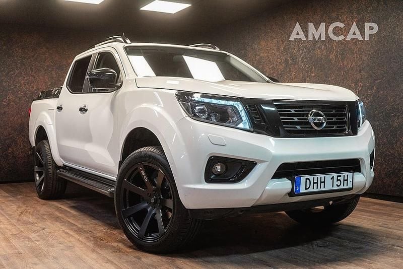 Vit Begagnad 2019 Nissan Navara 360º Pickup | 369 500 kr (Dyr) - Bild 1/4