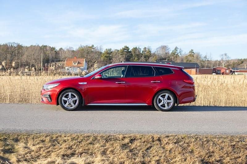 Begagnad Kia Optima Advance 205 HK (150 kW) 2020 Kombi