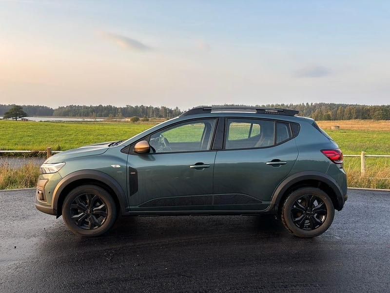Begagnad Dacia Sandero Stepway 91 HK (66 kW) 2025 Grön