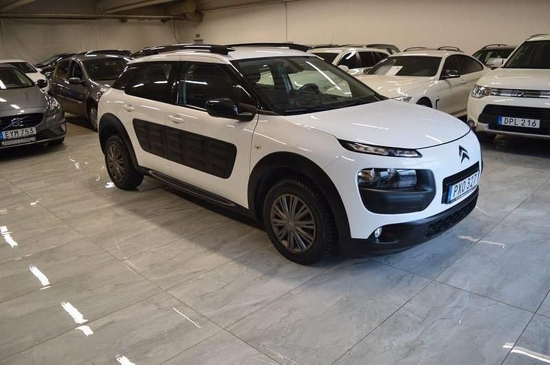 Begagnad Citroën C4 Cactus PureTech 82 HK (60 kW) 2016 Vit Halvkombi