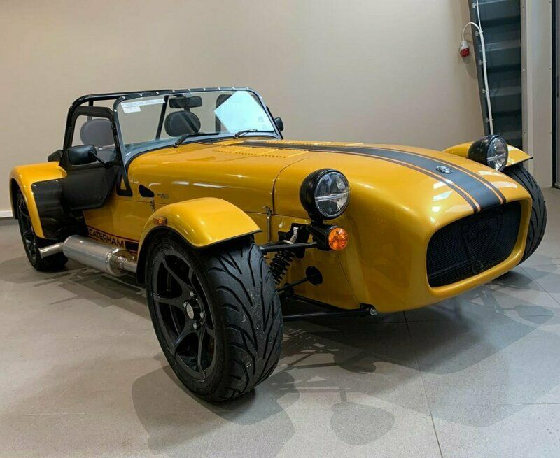 Gul Begagnad 2020 Caterham Seven Cab | 621 226 kr - Bild 1/4