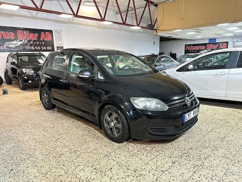 Svart Begagnad 2009 VW Golf VI Halvkombi | 59 900 kr (Marknadspris) - Bild 1/4