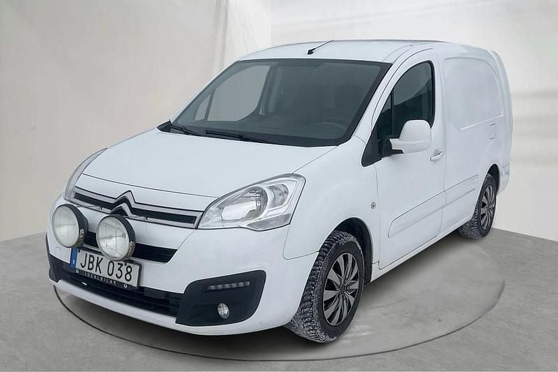 Begagnad Citroën Berlingo 100 HK (73 kW) 2015 Vit Minibuss
