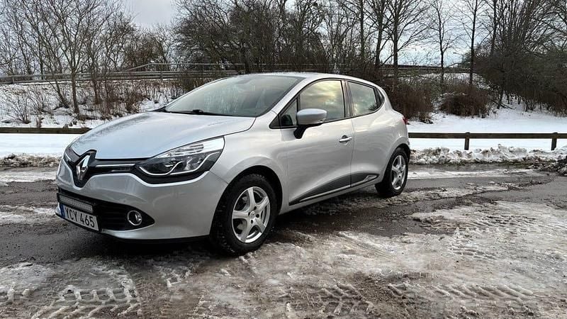 Begagnad Renault Clio IV 90 HK (66 kW) 2016