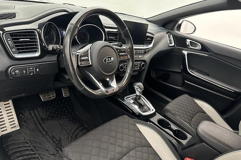 Vit Begagnad 2019 Kia Ceed Sportswagon Kombi | 179 900 kr - Bild 1/2