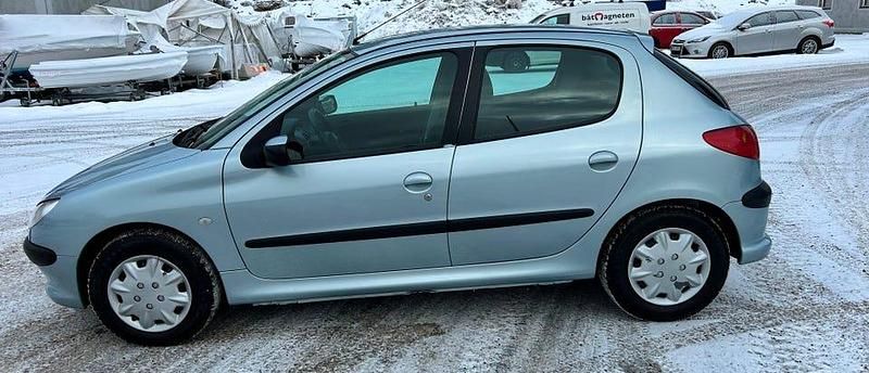 Begagnad Peugeot 206 88 HK (64 kW) 2005