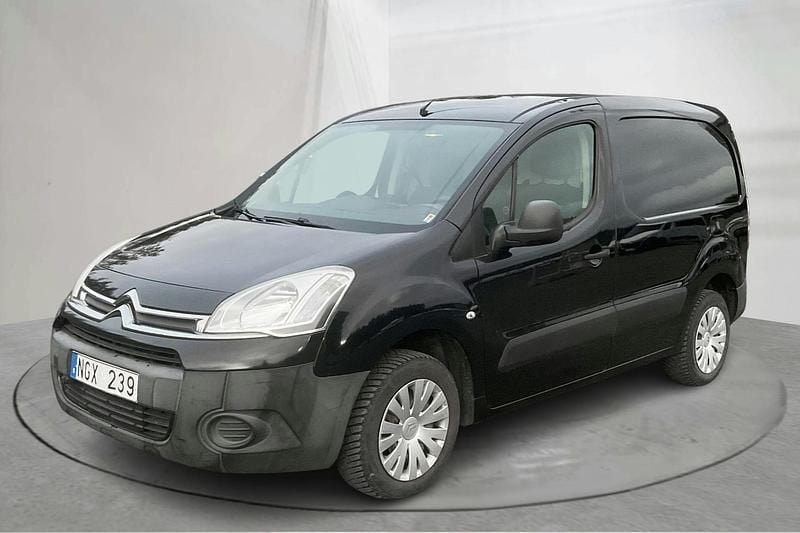 Svart Begagnad 2013 Citroën Berlingo | 58 000 kr (Bra pris) - Bild 1/4