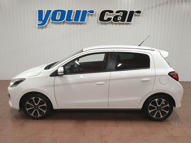 Vit Begagnad 2024 Mitsubishi Space Star Kombi | 178 000 kr (Dyr) - Bild 1/4