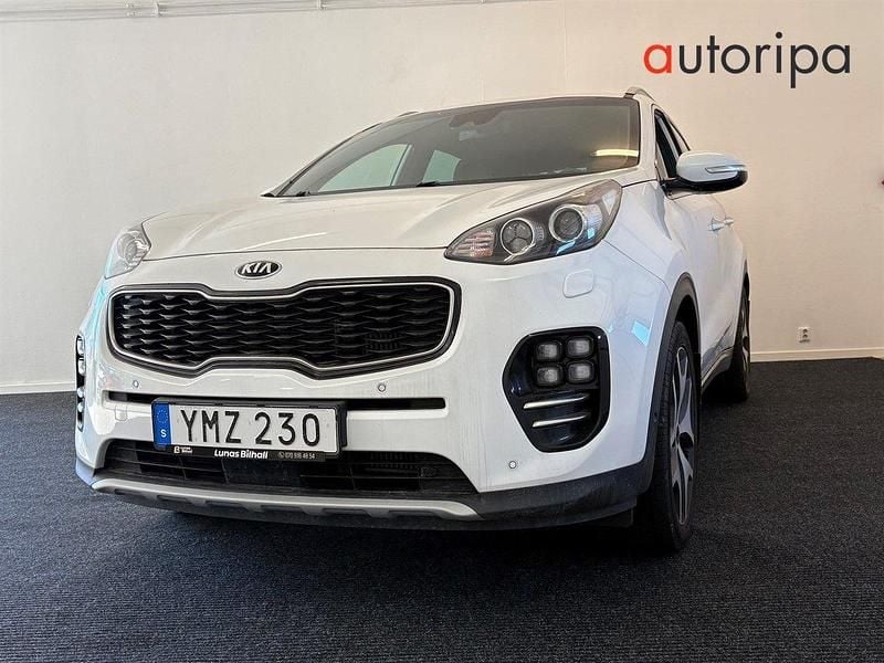 Vit Begagnad 2017 Kia Sportage GT-Line SUV | 169 900 kr (Marknadspris) - Bild 1/4