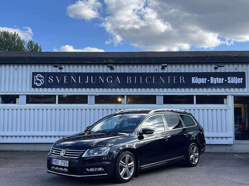 Svart Begagnad 2013 VW Passat Kombi | 124 900 kr (Marknadspris) - Bild 1/4