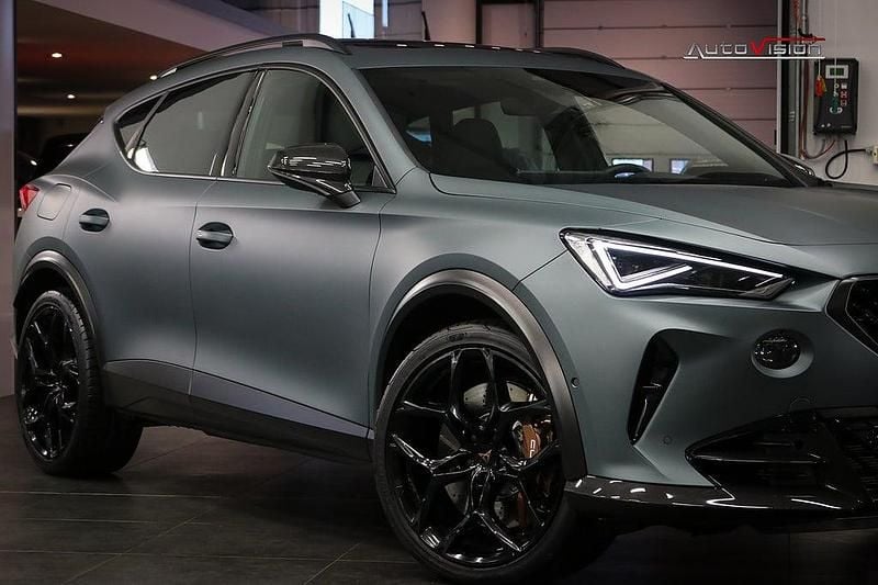 Begagnad Cupra Formentor VZ 390 HK (286 kW) 2024 Grå SUV