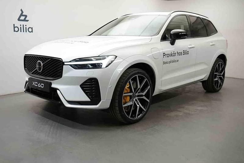 Vit Begagnad 2026 Volvo XC60 SUV | 829 900 kr - Bild 1/1