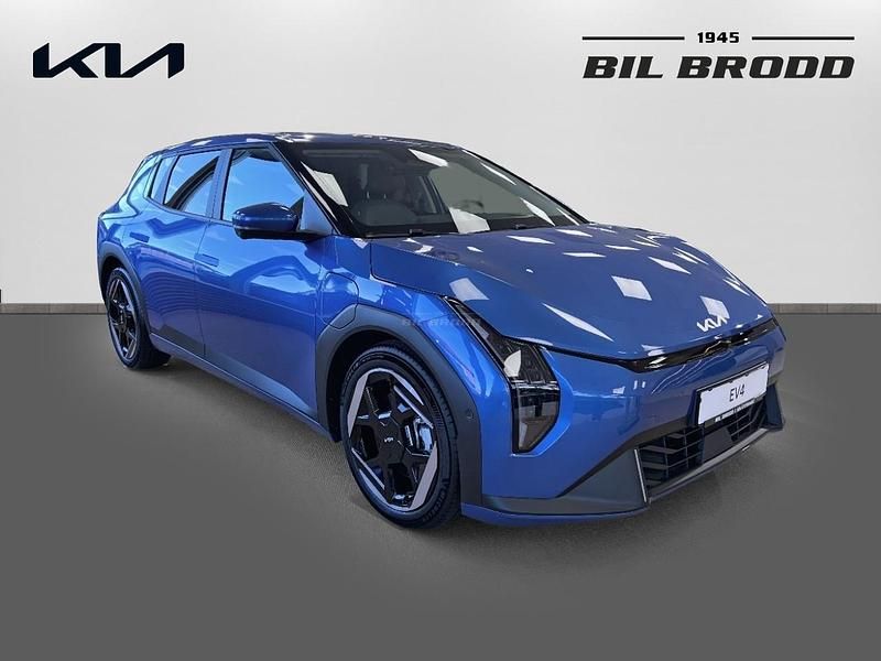 Ny Kia EV4 2026 Blå Halvkombi